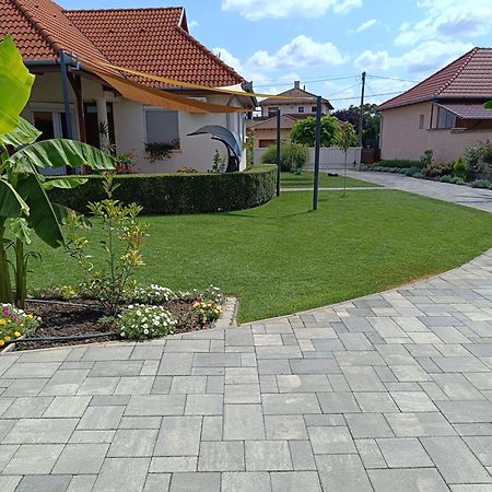 Nemeti Apartmanhaz Apartment Hajduszoboszlo Exterior photo